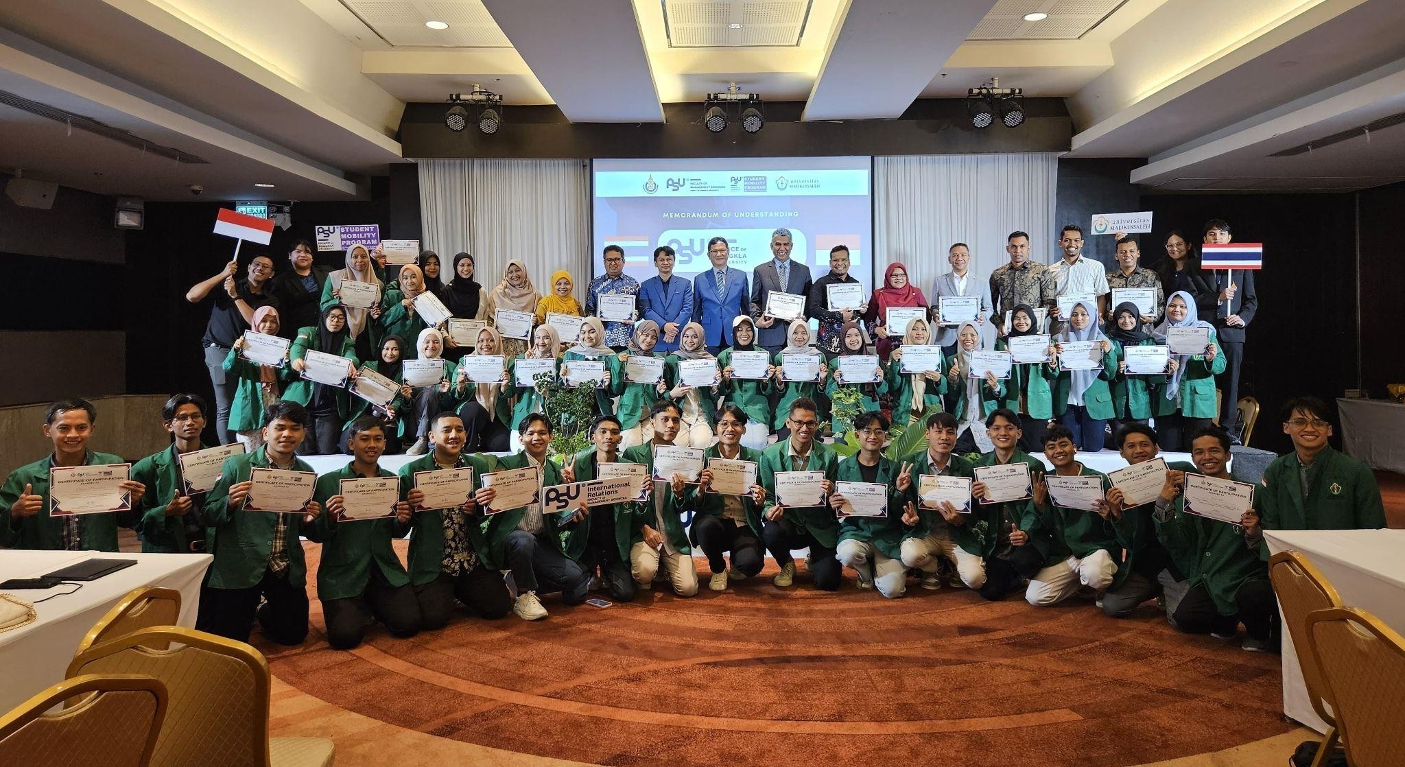 Mahasiswa Prodi Sistem Informasi Universitas Malikussaleh Berpartisipasi dalam Program Student Mobility di Thailand dan Malaysia